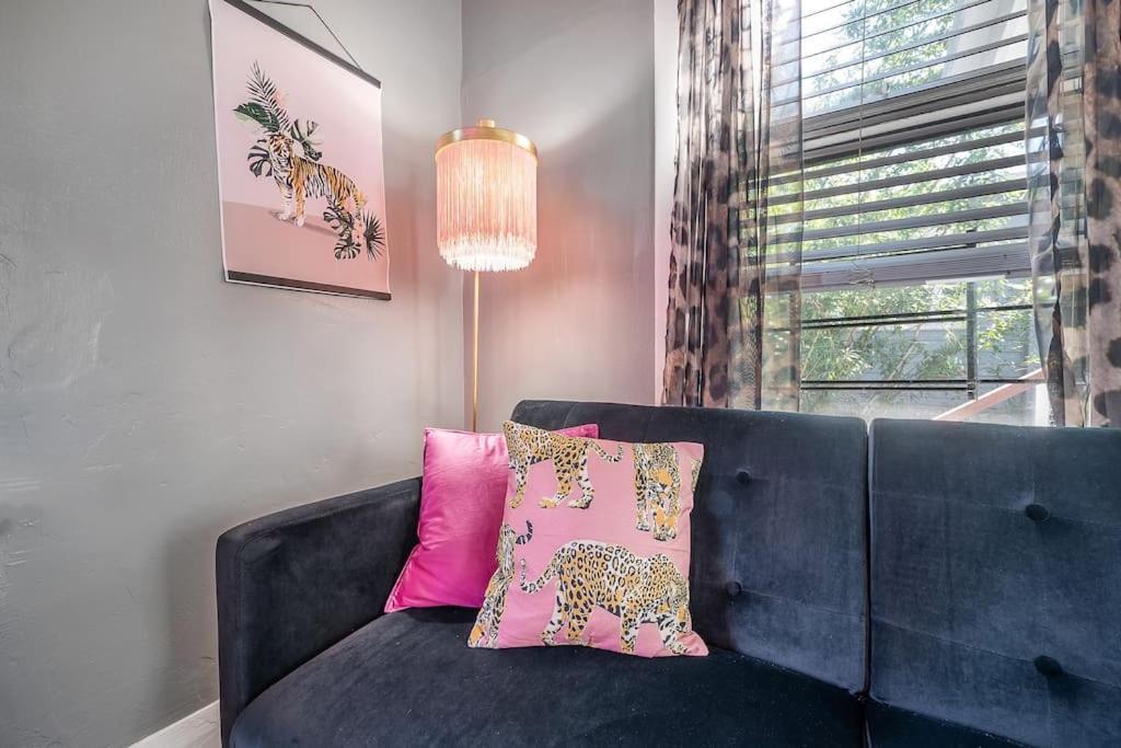 Jungle Themed Apt. Close To Coffee, Food + Shops! Tampa Luaran gambar